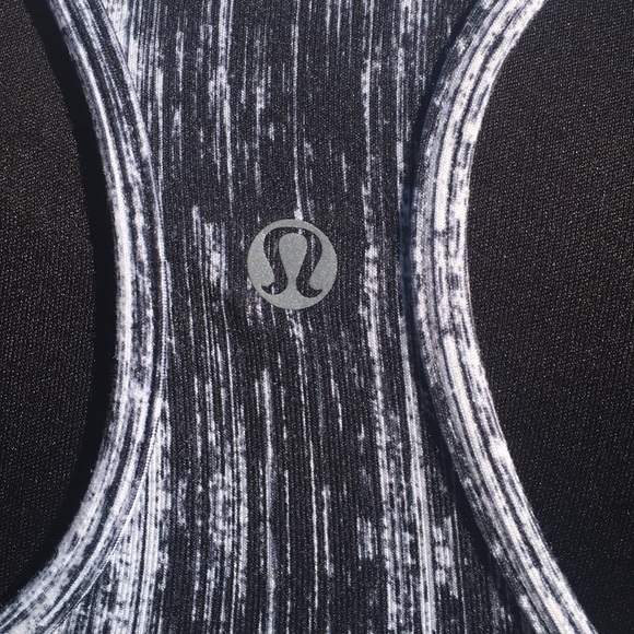 Lululemon  Racerback Heat Wave Black & White - Picture 6 of 9